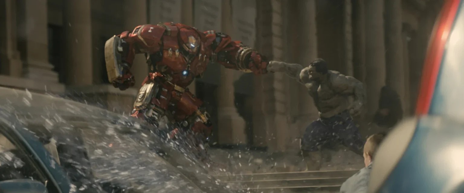 Hulk_and_Hulkbuster_Punch-1536x639