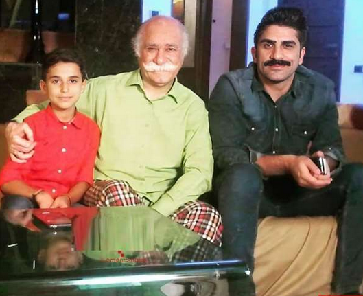سیامک اشعریون