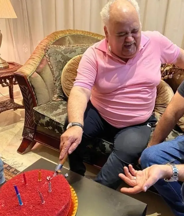 pishksh-miknm-aashk-dosti-o-mhrbani-ra-bh-klbhaii-