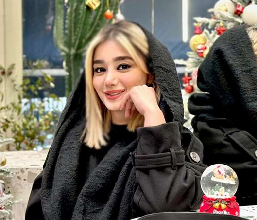 زهرا یزدانی
