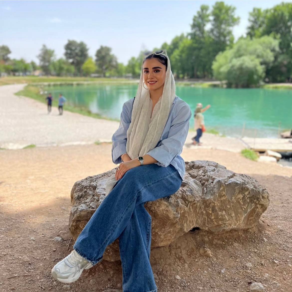 زهرا کیانی