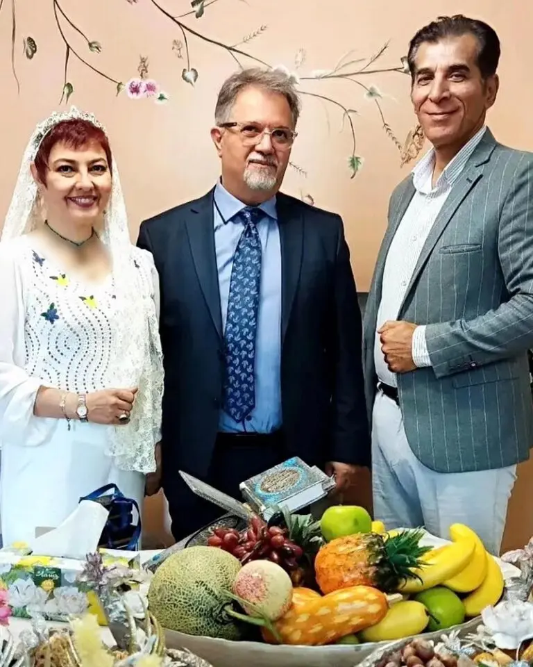 آناهیتا همتی