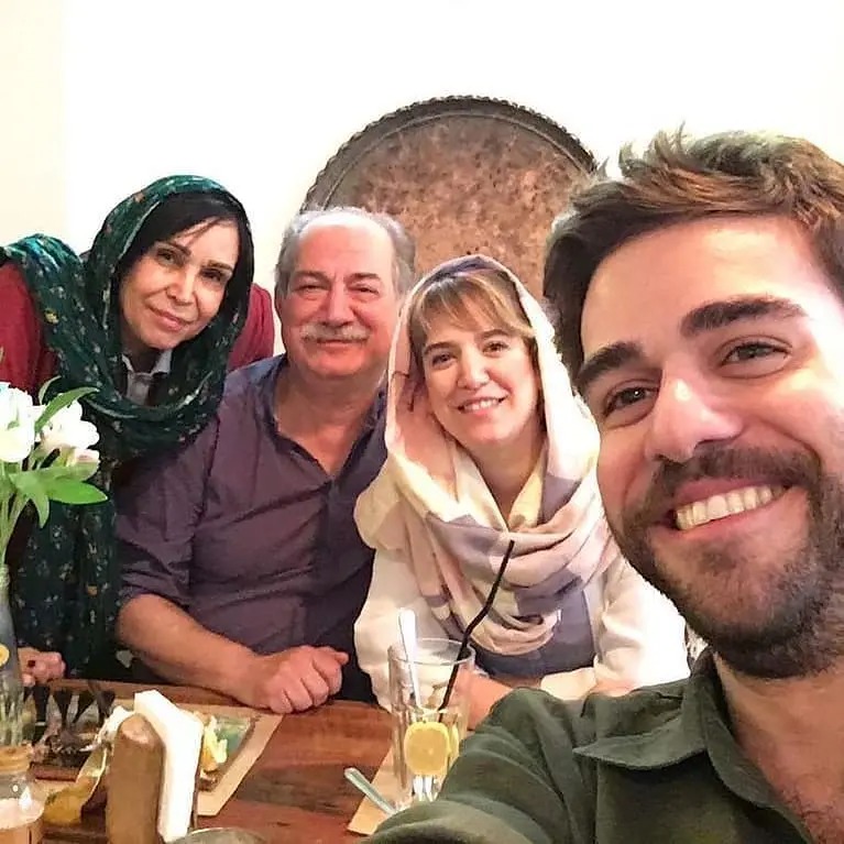 بازیگران فیلم آنتیک