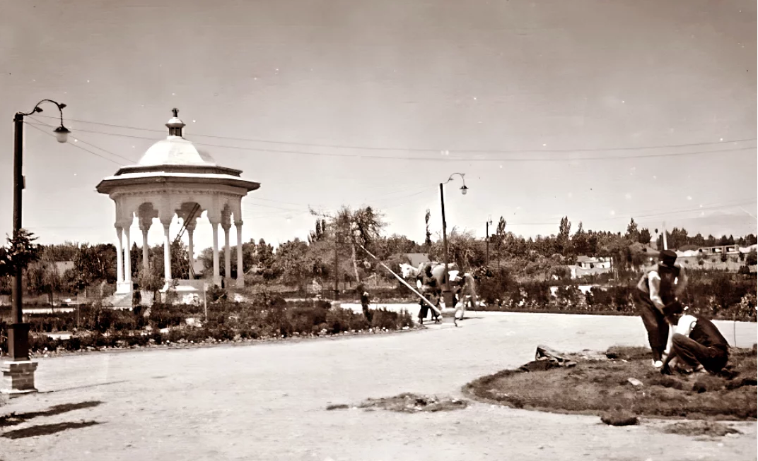باغ ملی 2