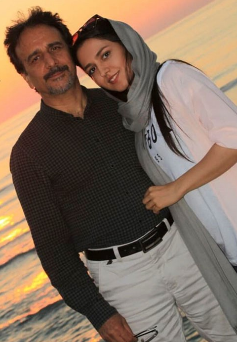 فرزانه 