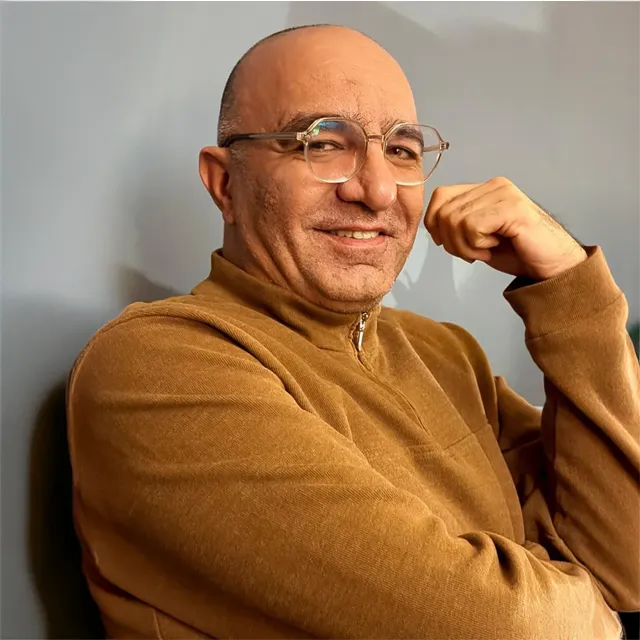 فرید قبادی (غدیر)