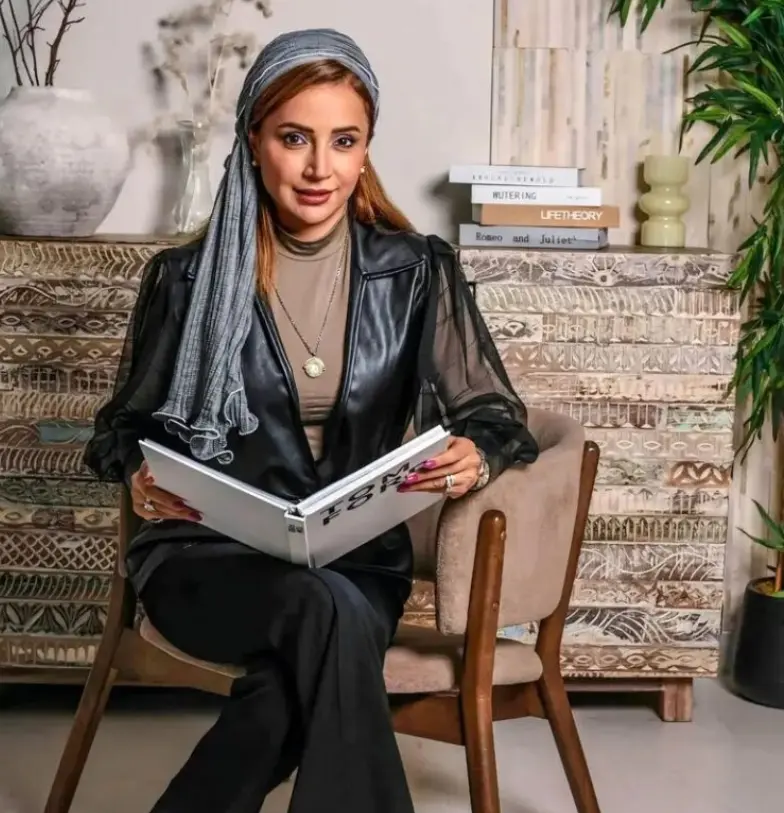 شبنم قلی خانی