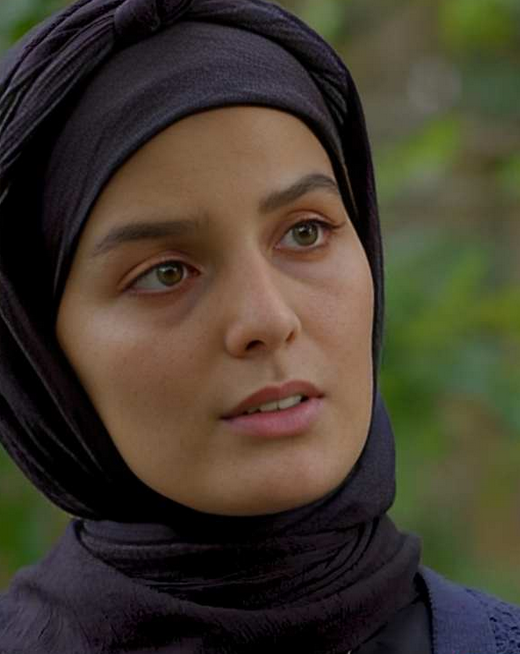 غزاله اکرمی