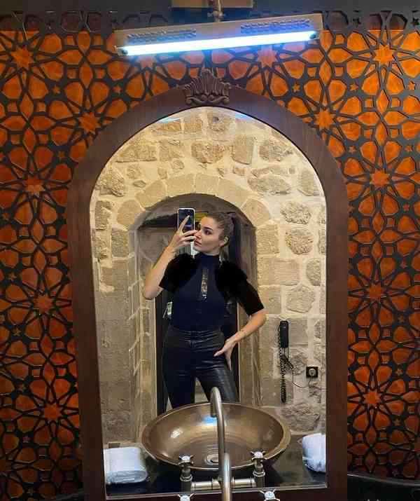 selfie-hande-archel