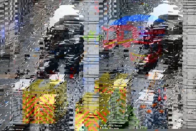 r0sra5nu8