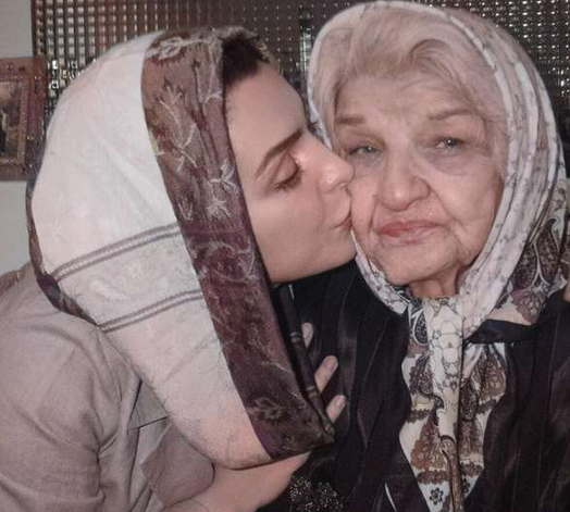 ماه چهره خلیلی