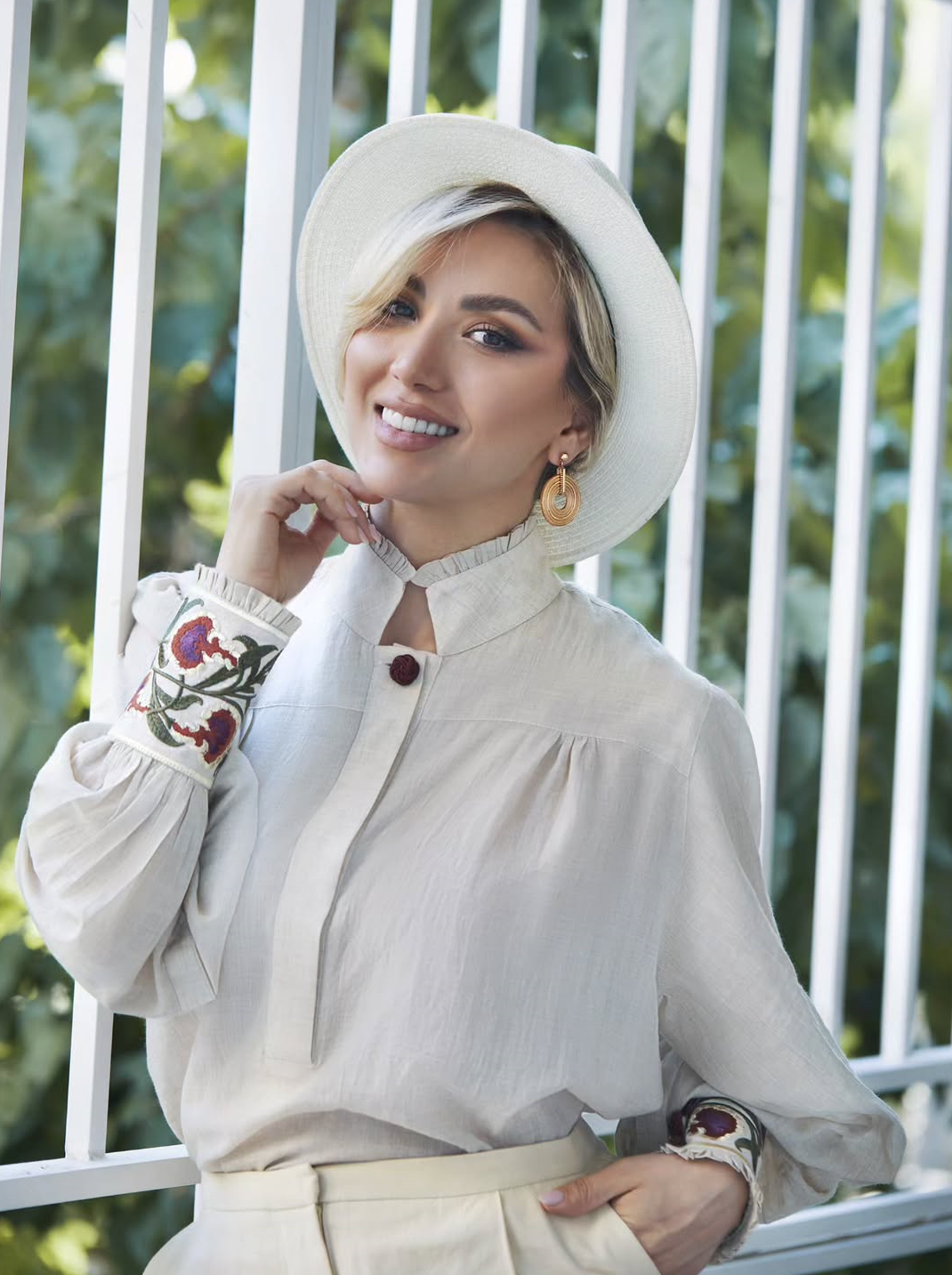 مینا