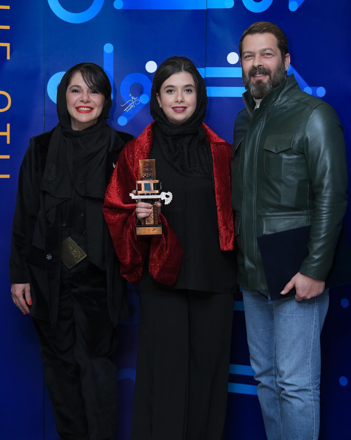 photo_2025-11-14_10-13-59