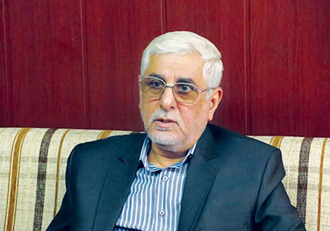 حسن هانی‌زاده، تحلیلگر مسائل سیاست خارجی