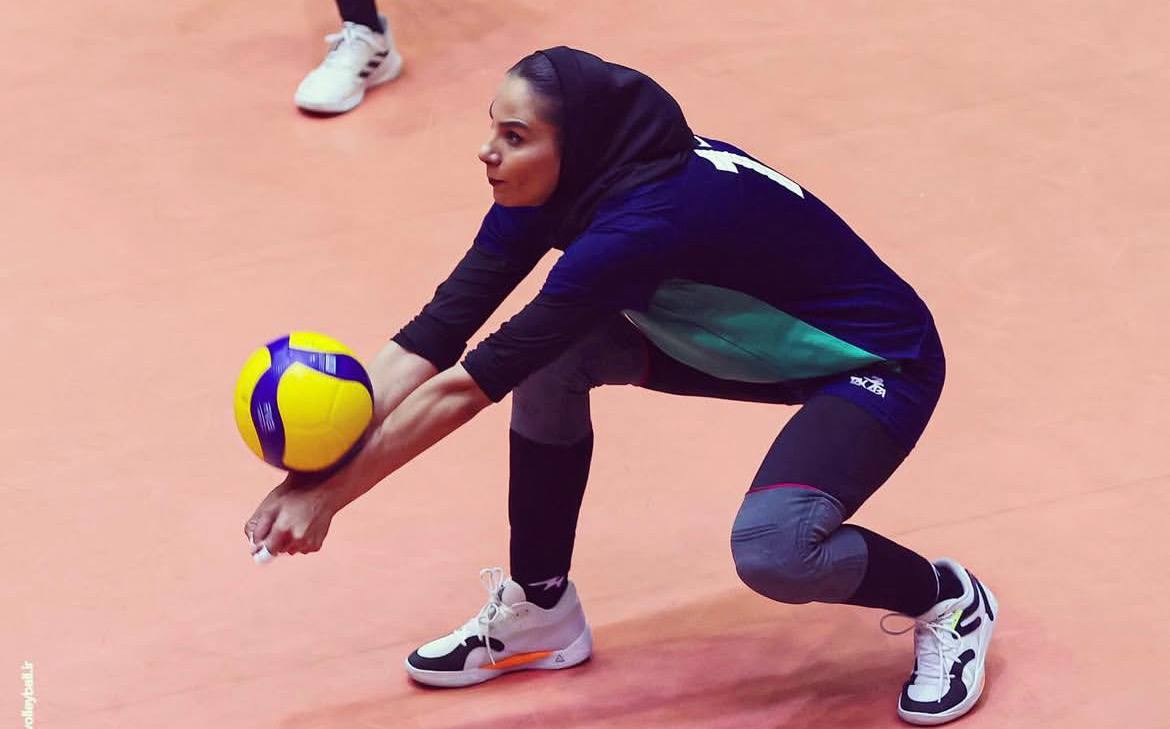  فرزانه زارعی