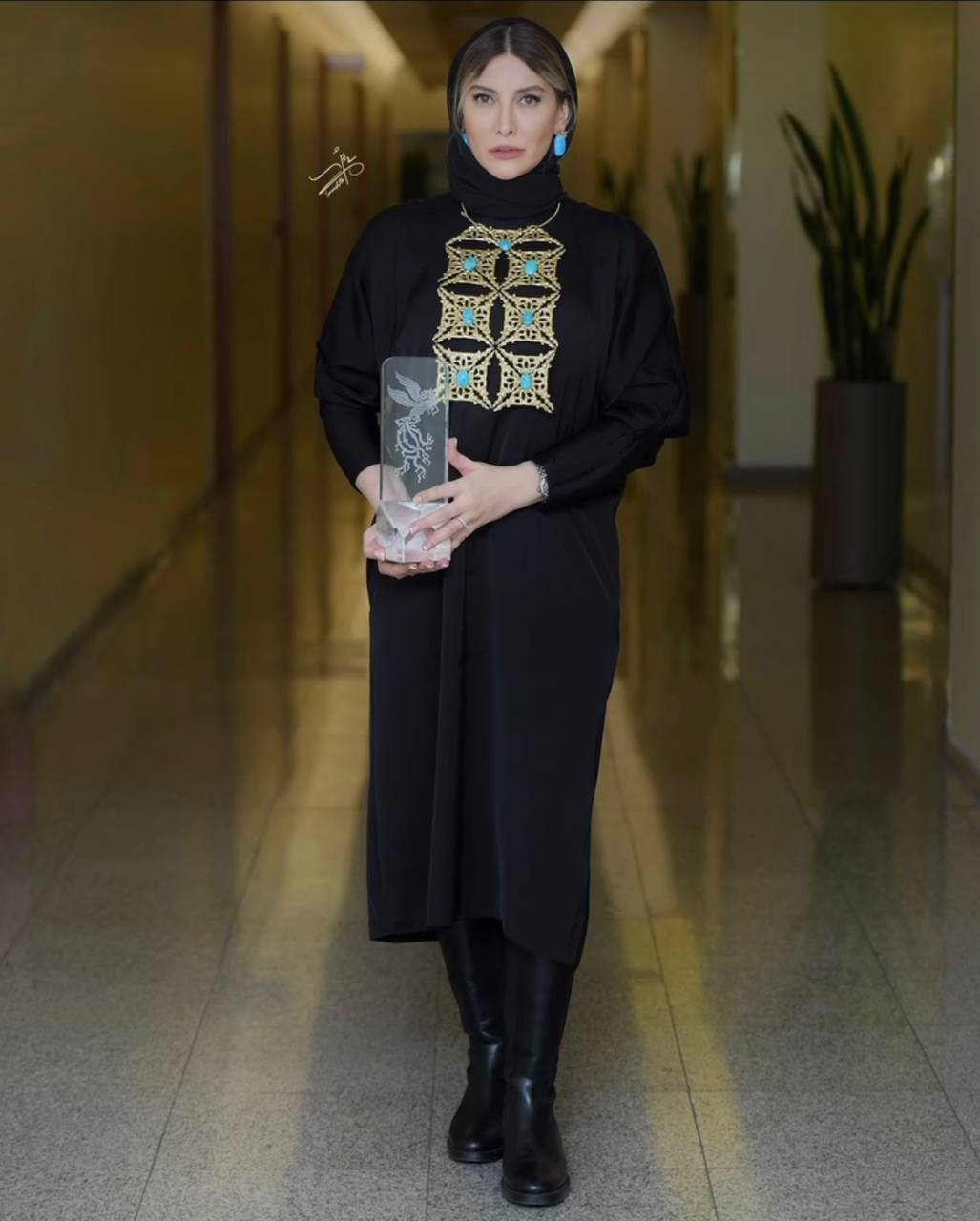 فریبا نادری