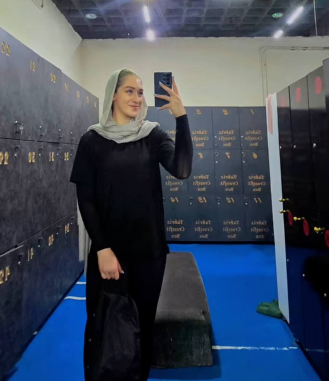 آیتک