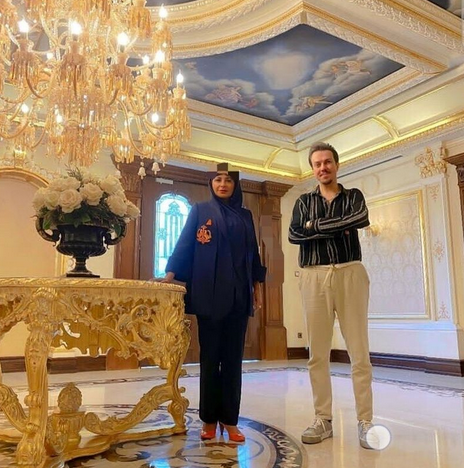 Screenshot 2025-10-05 at 14-45-21 نگاهی به چیدمان بروز و اروپایی خانه شاه نشین سیما تیرانداز، ثریای سریال سوجان_ خونه مثه موزه شده !