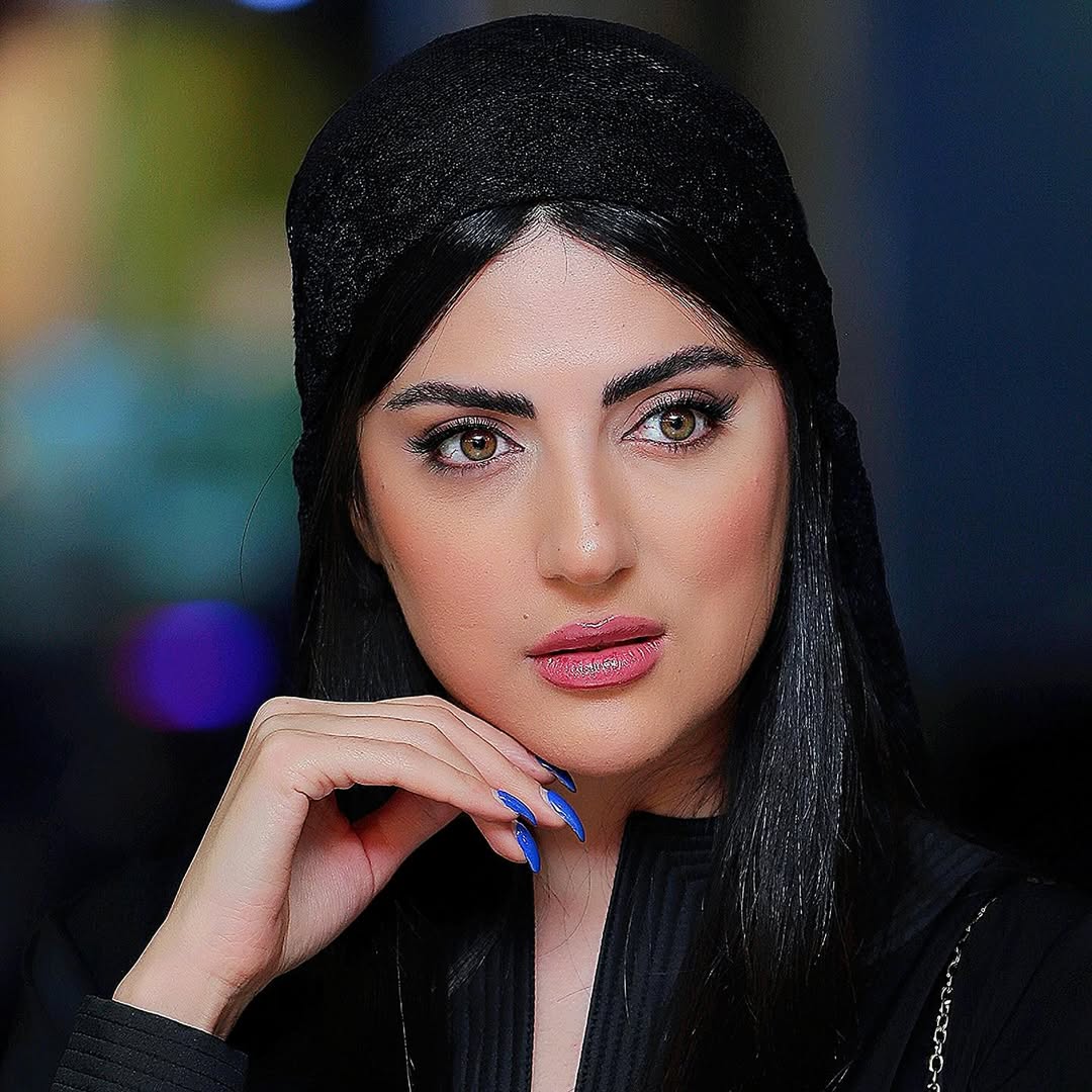 هلیا (1)