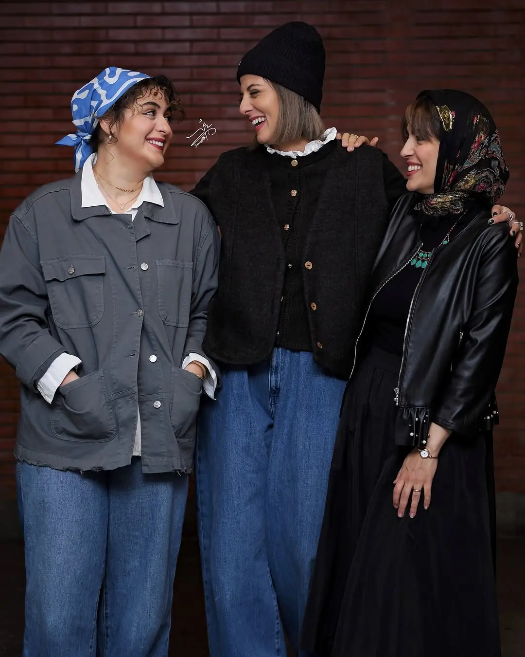 photo_2025-11-18_23-12-34