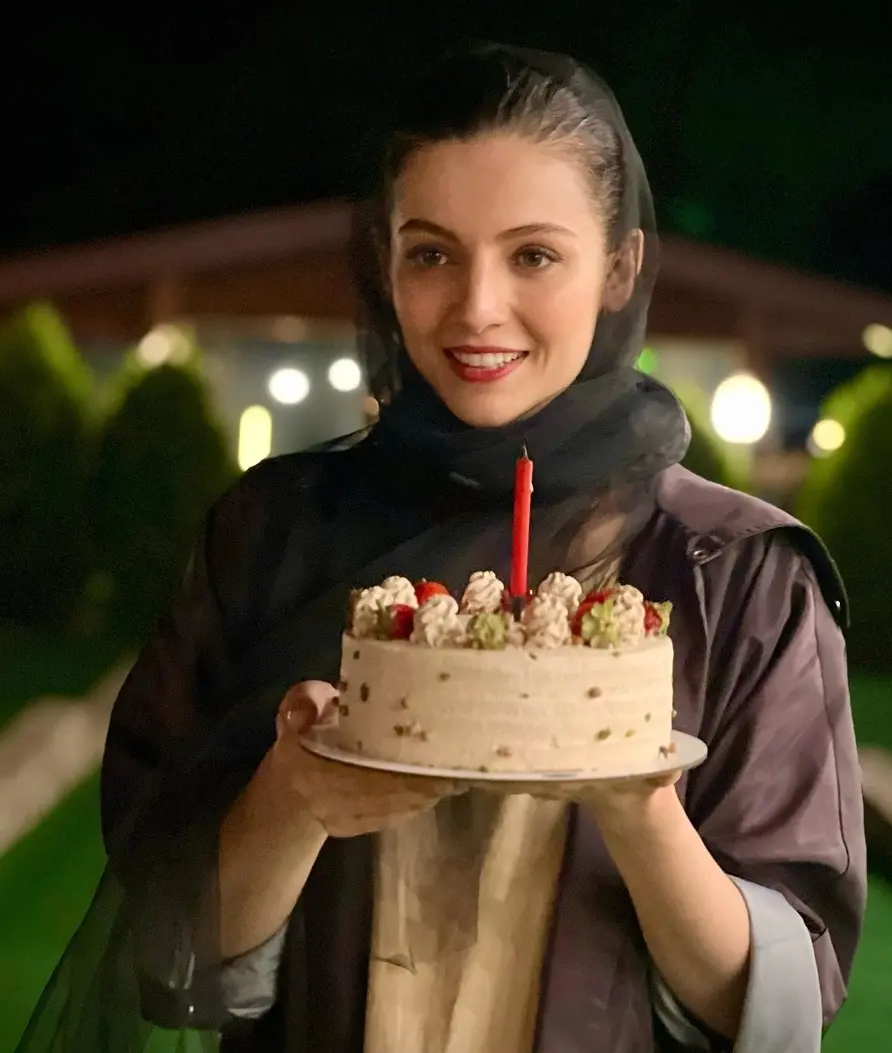 mahsahejazi-1728327610-3473786234370139202-1250970