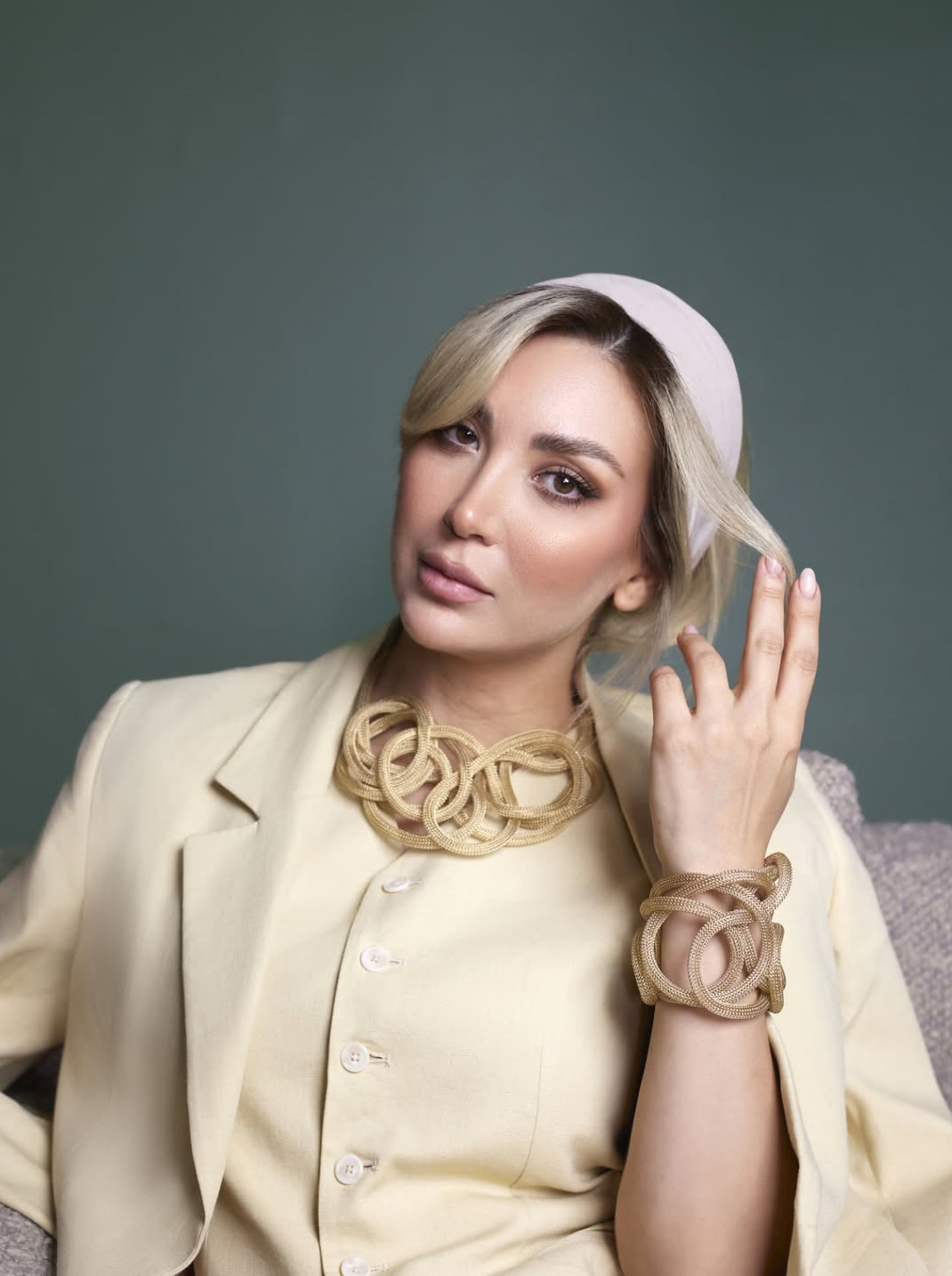 مینا1