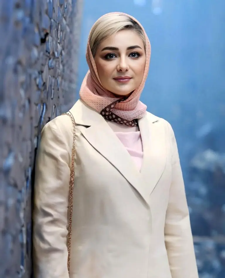 ویداجوان-1-768x947