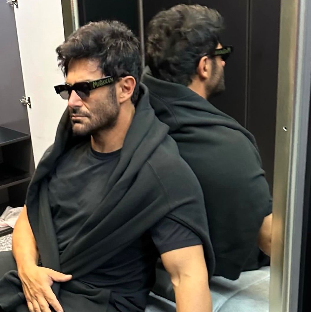 محمدرضا گلزار