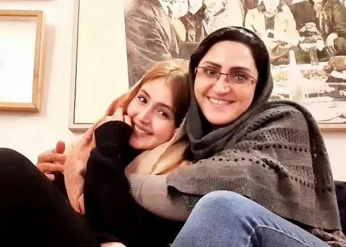 بازیگر شکوفه سریال وحشی