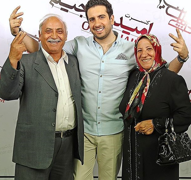 امیدحاجیلی