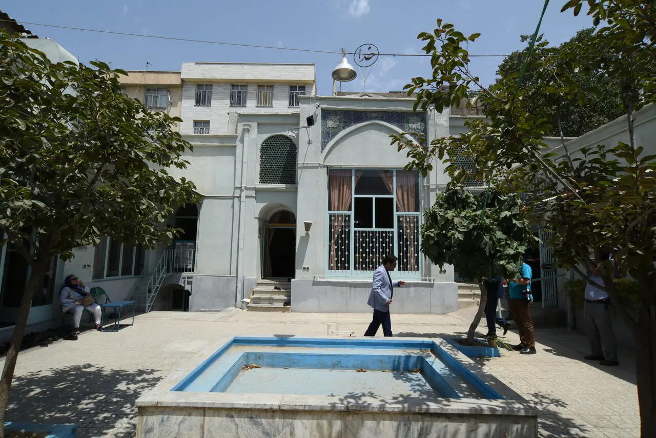 مقبره شیخ هادی