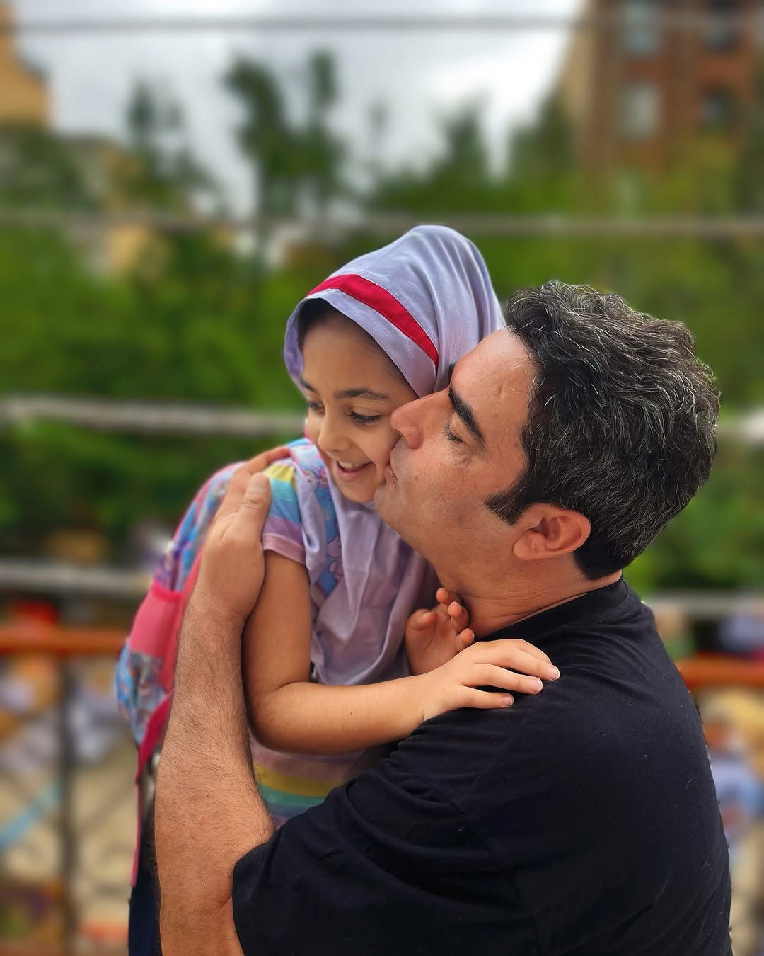 منوچهر هادی