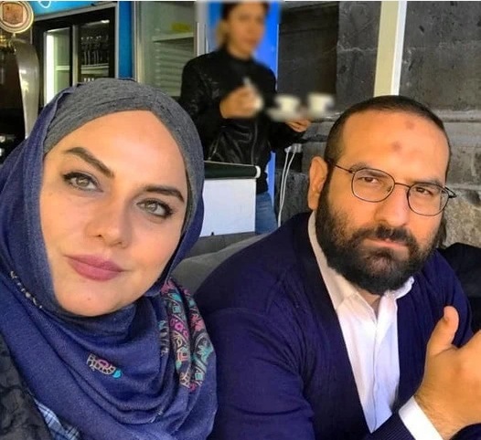 نرگس-آبیار