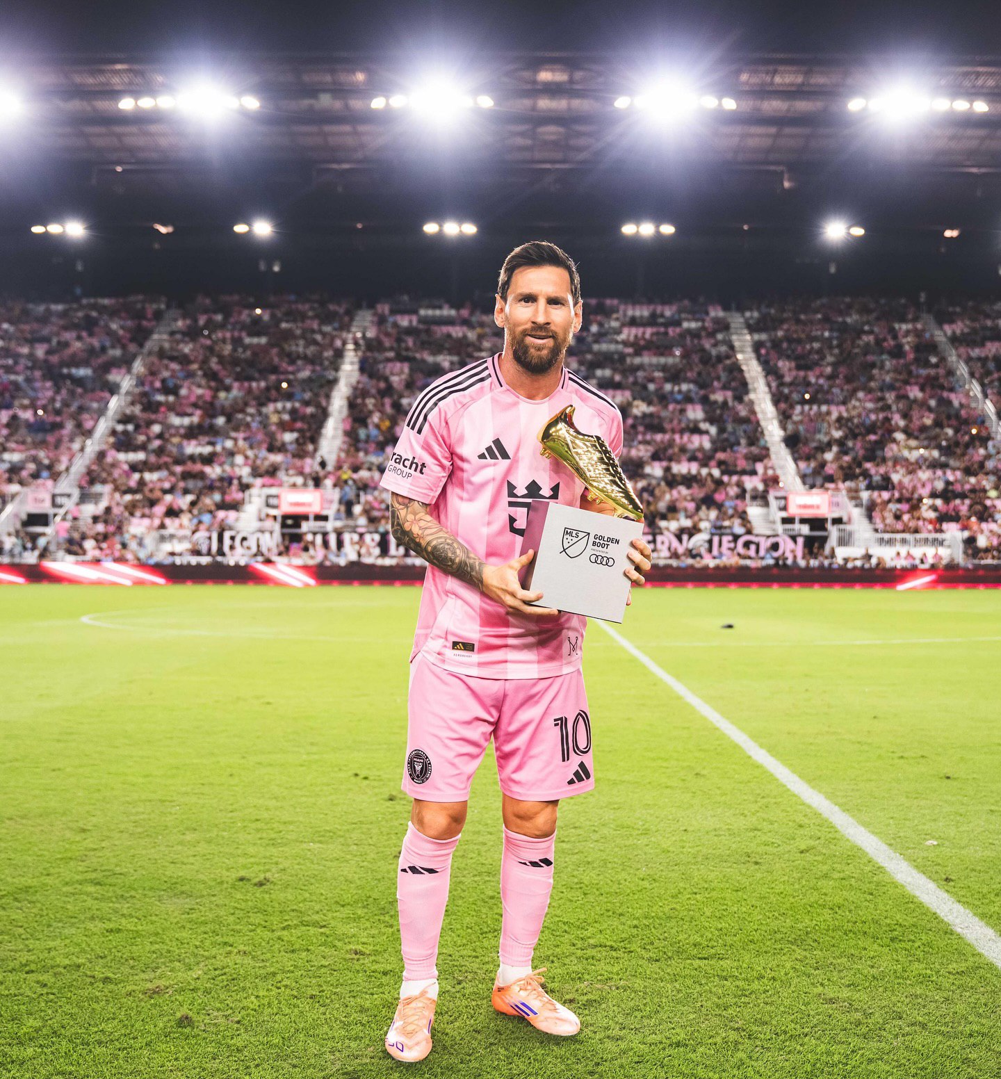 photo_2025-11-09_14-04-30