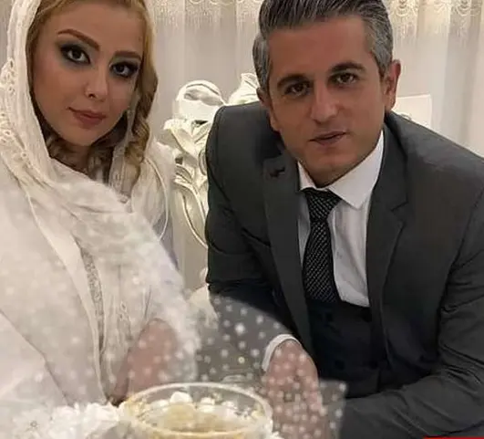 مونا غمخوار