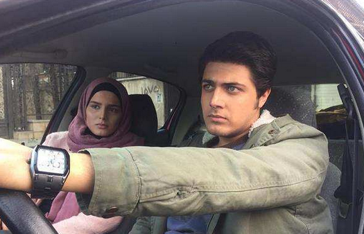 غزاله اکرمی