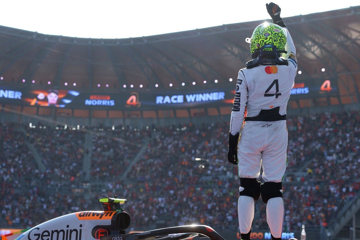 lando-norris-mclaren-2