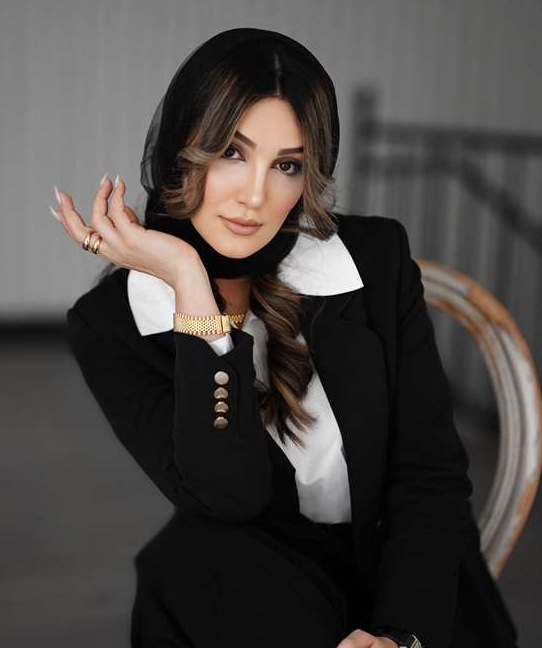 زهرا نادری فر