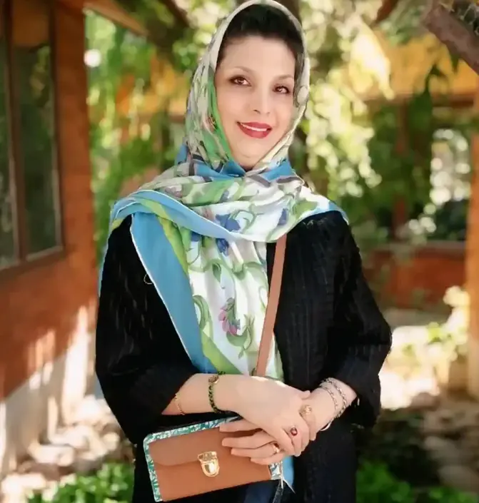 شیده معاونی