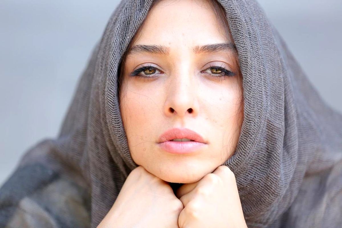آناهیتا درگاهی