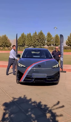 مهران مدیری