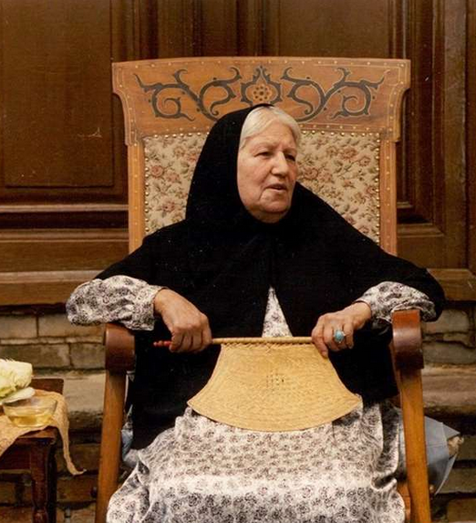 رقیه چهره آزاد