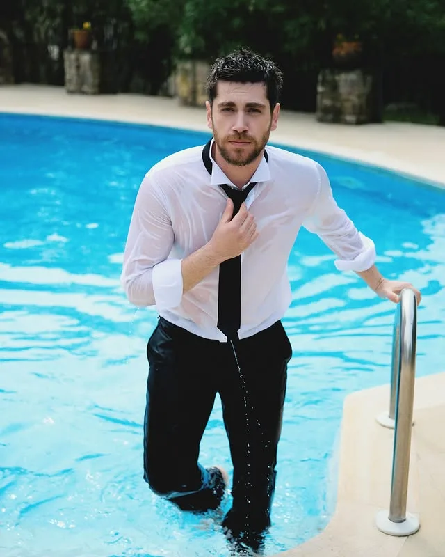 امره بی (Emre Bey)