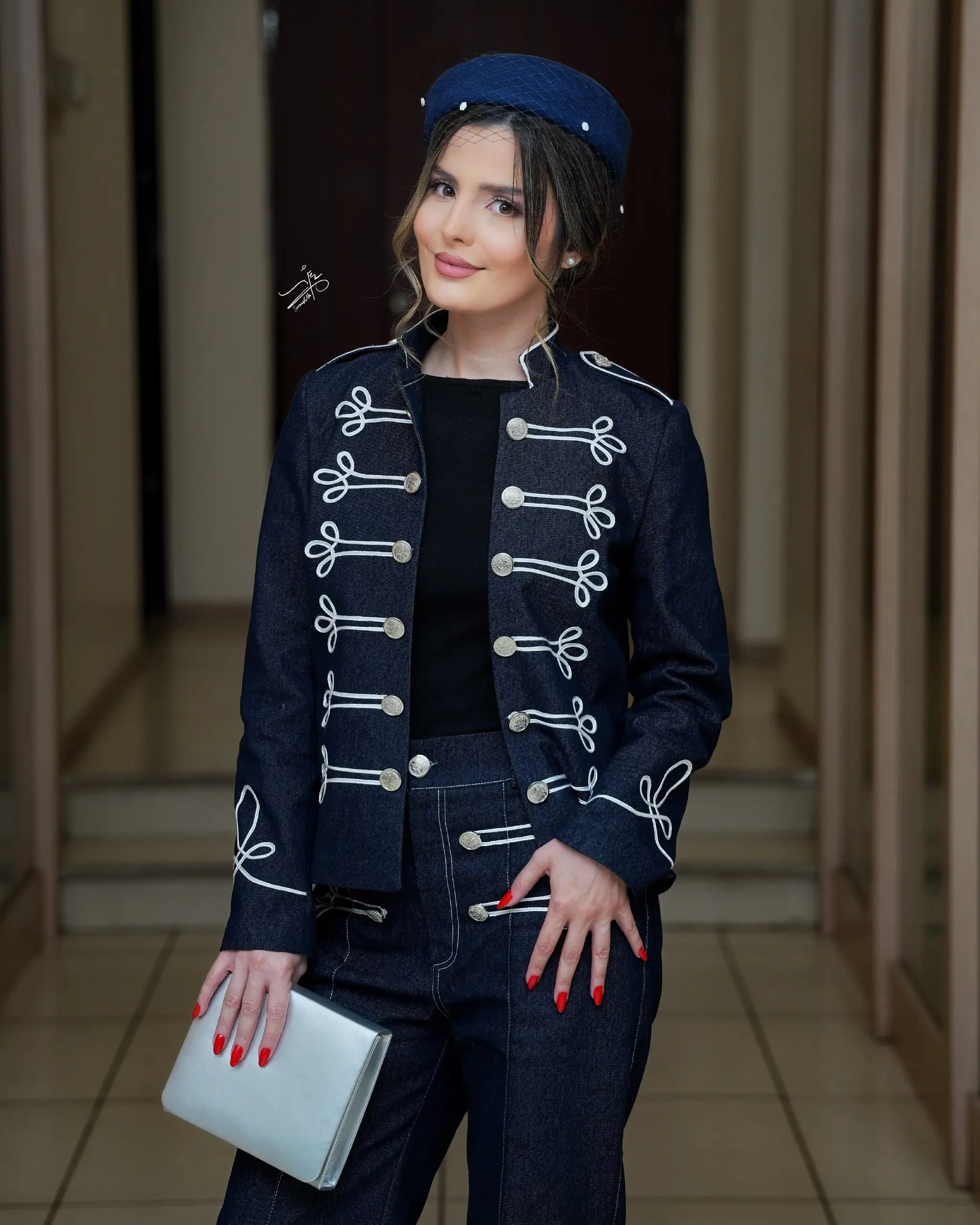 استایل غزاله اکرمی بازیگر سریال کوری
