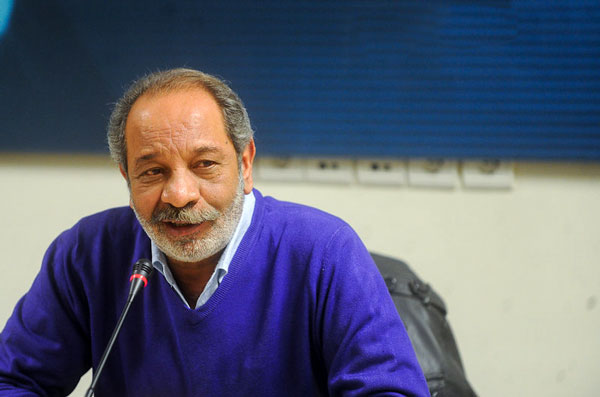 داریوش فرهنگ