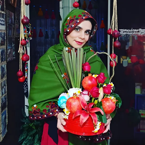  فاطمه امینی مجری مل مل