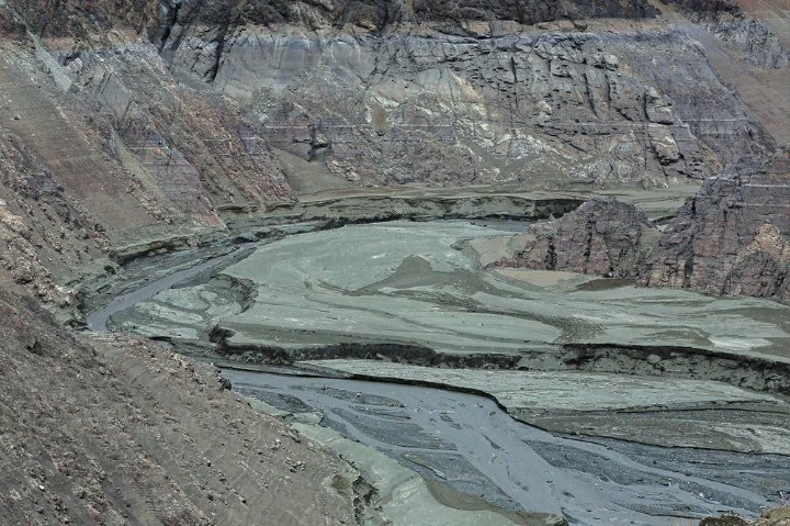 1972362_645