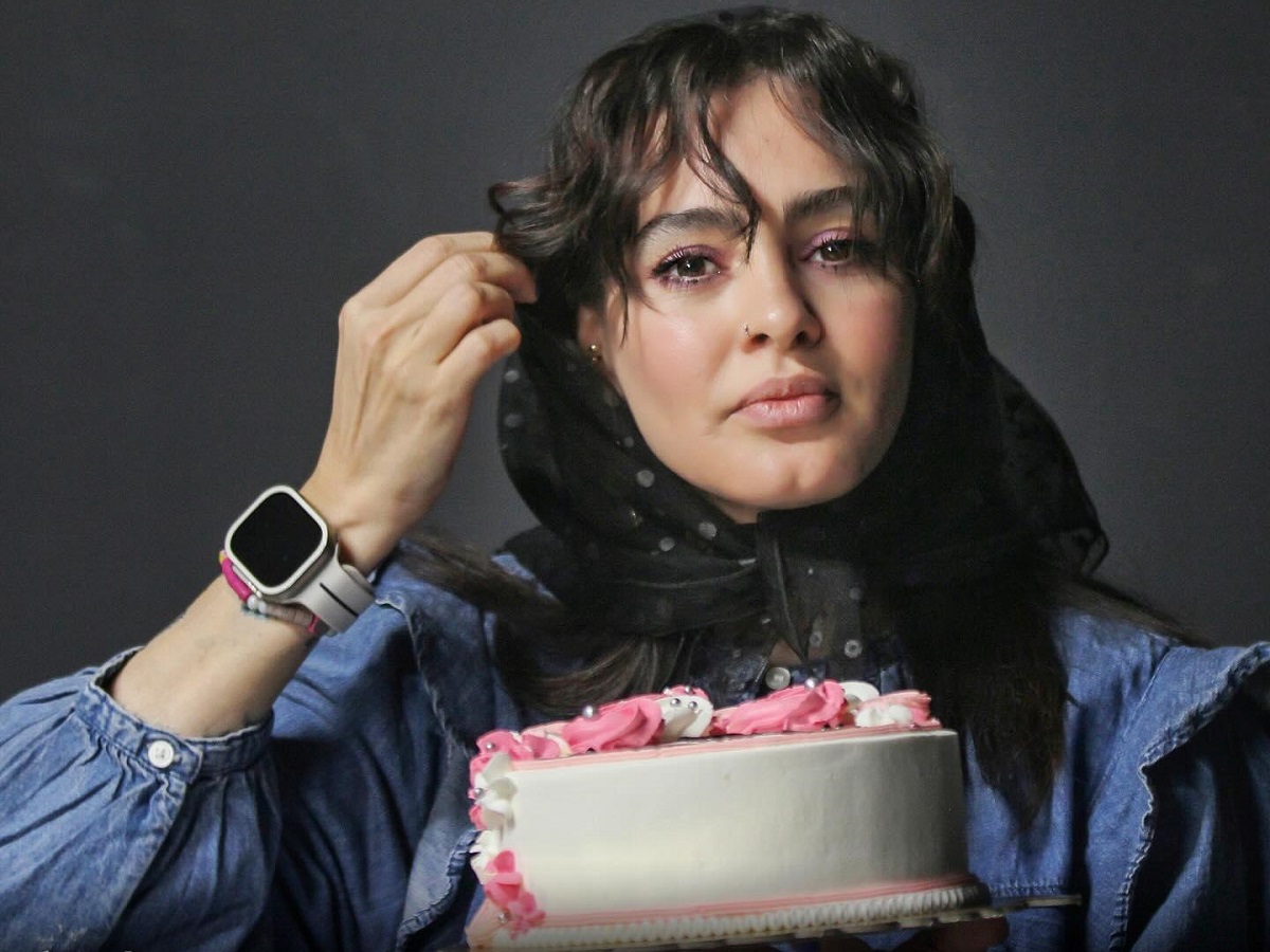 بیوگرافی-دنیا-فتحی-1