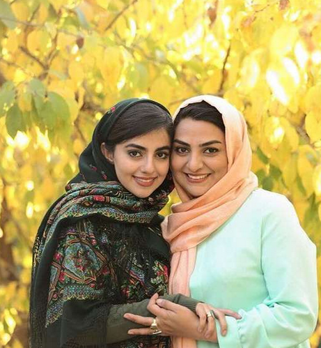 سهیلا جوادی همسر علی سلیمانی و دخترش سبا