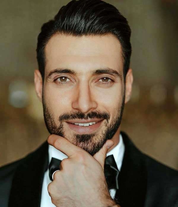 شجاع خلیل زاده